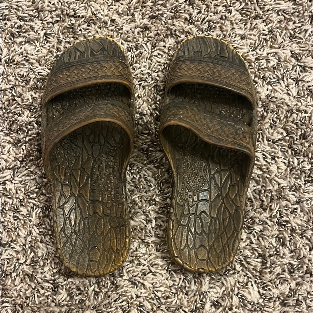 Pali Hawaii Brown Textured Slide Sandals